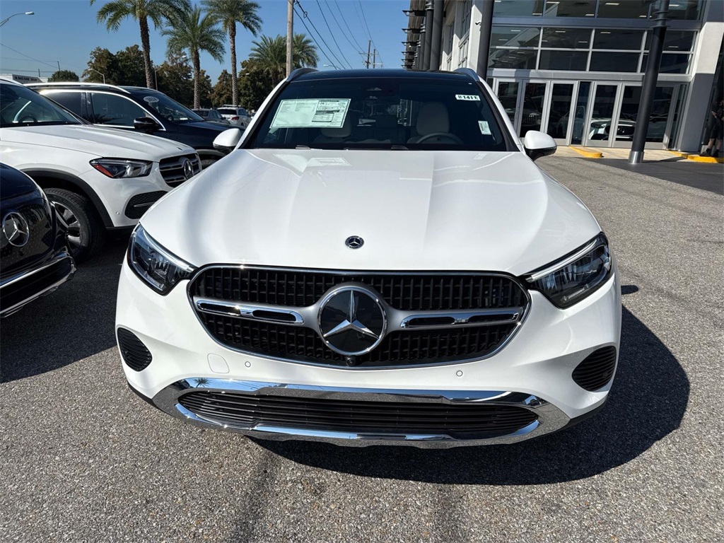2026 Mercedes Benz GLC 300 4MATIC photo 2