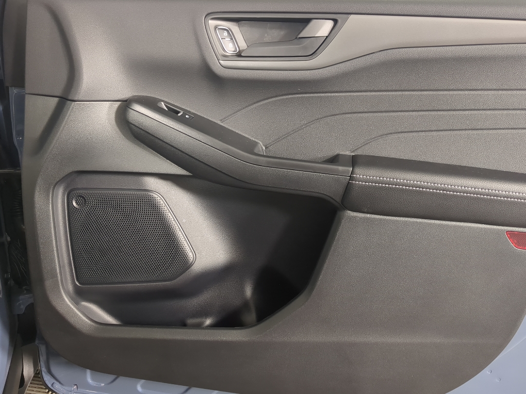 2025 Ford Escape Active photo 16