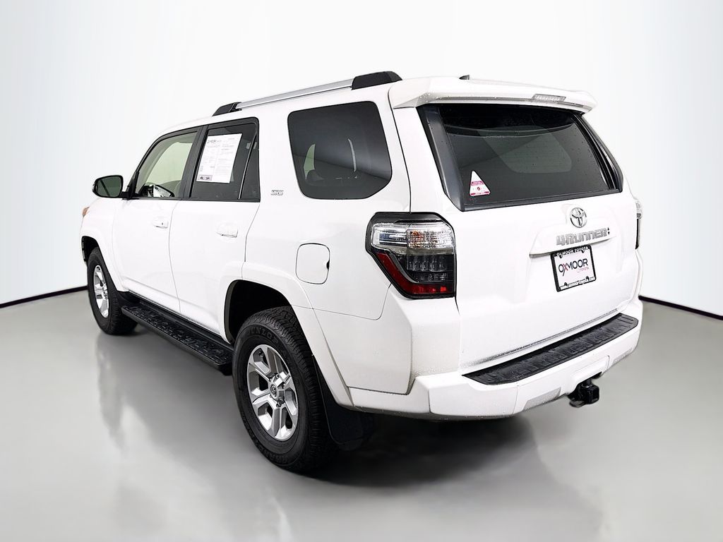 2024 Toyota 4Runner SR5 Premium photo 5