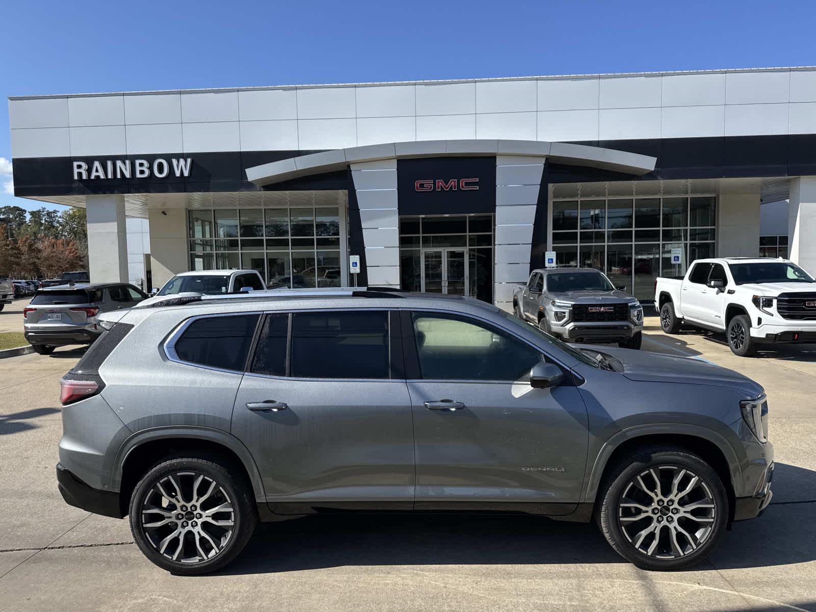 2026 GMC Acadia Denali Ultimate's photo