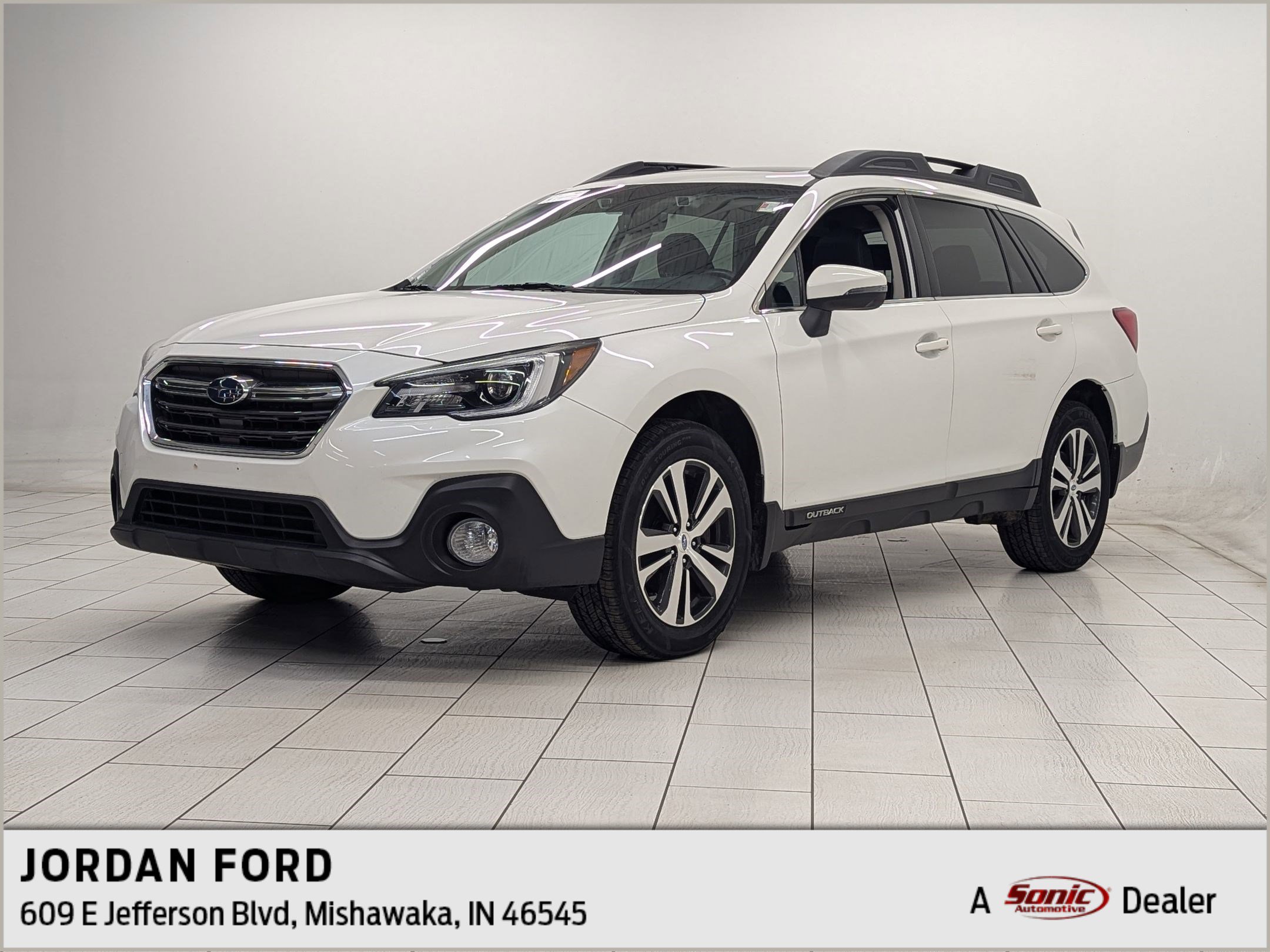 2019 Subaru Outback Limited's photo