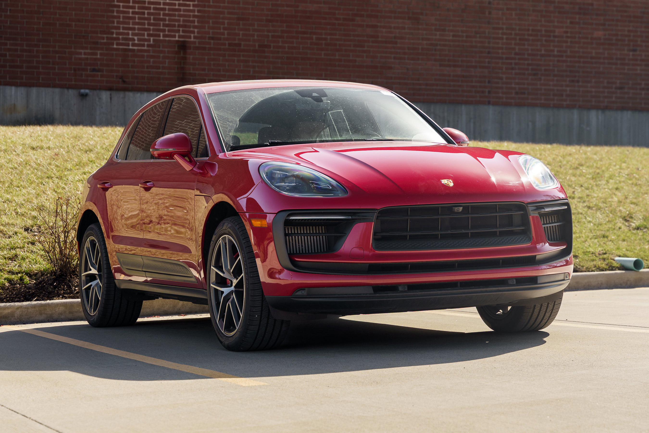 Used 2022 Carmine Red Porsche S image 1