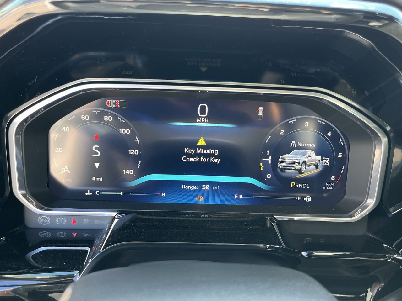 2026 Chevrolet Silverado 1500 RST photo 3