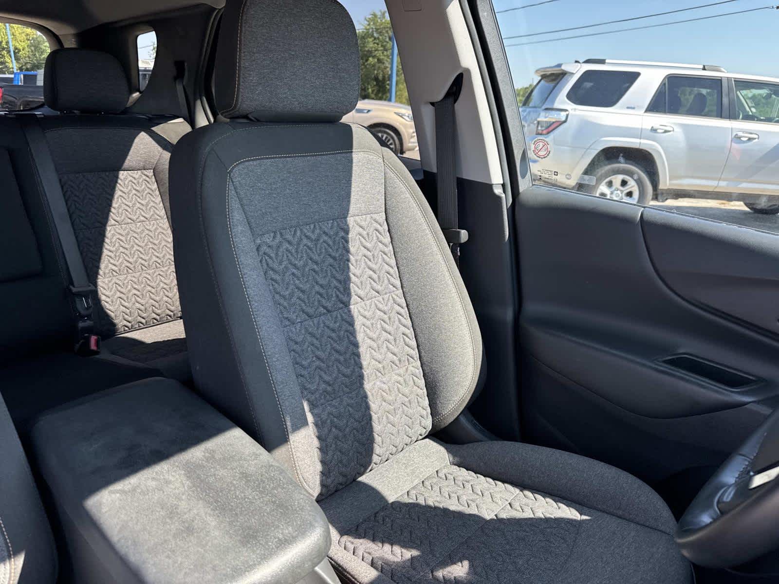 2024 Chevrolet Equinox LT photo 27