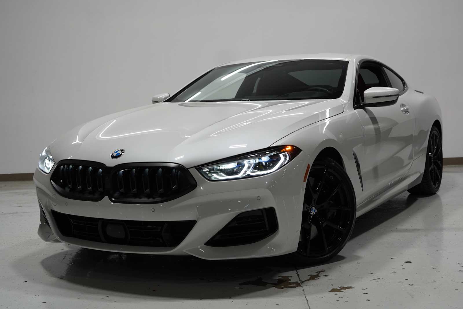 2024 BMW 8 Series 840i