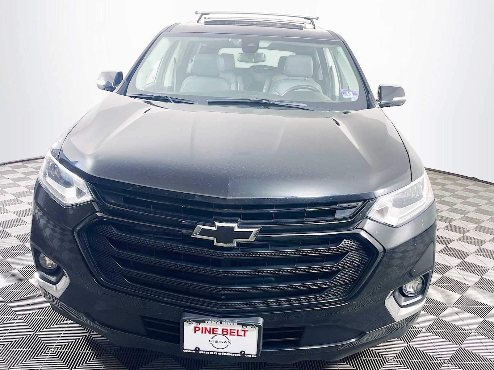 2019 Chevrolet Traverse Premier photo 2