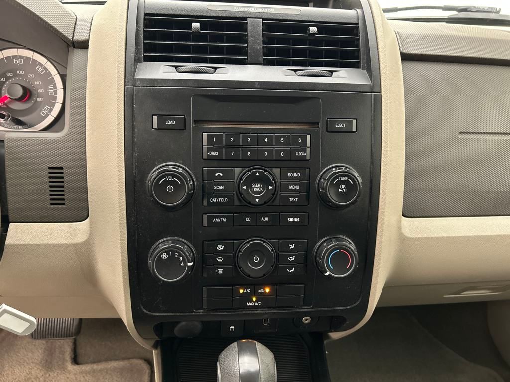 2010 Ford Escape XLS photo 15