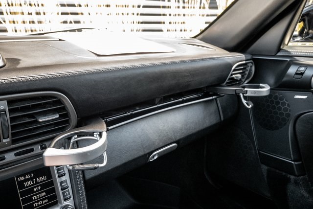 2005 Porsche 911 4S photo 24