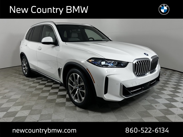 2026 BMW X5 50e's photo