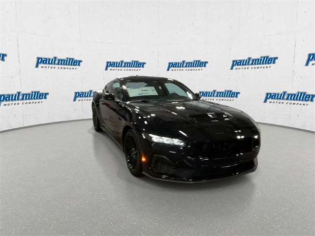 2025 Ford Mustang GT Premium photo 3
