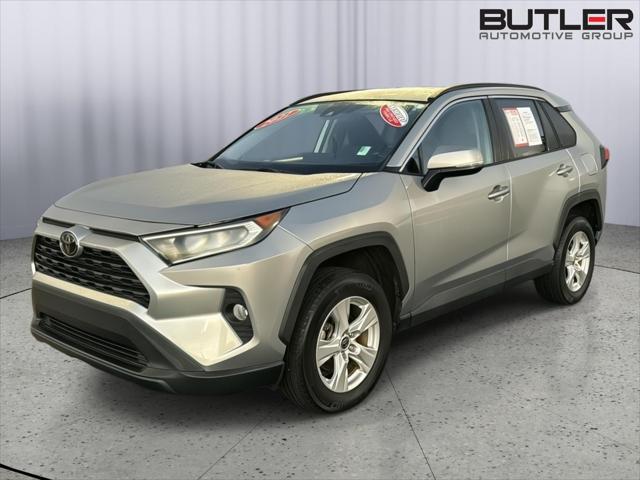 2021 Toyota RAV4 XLE's photo