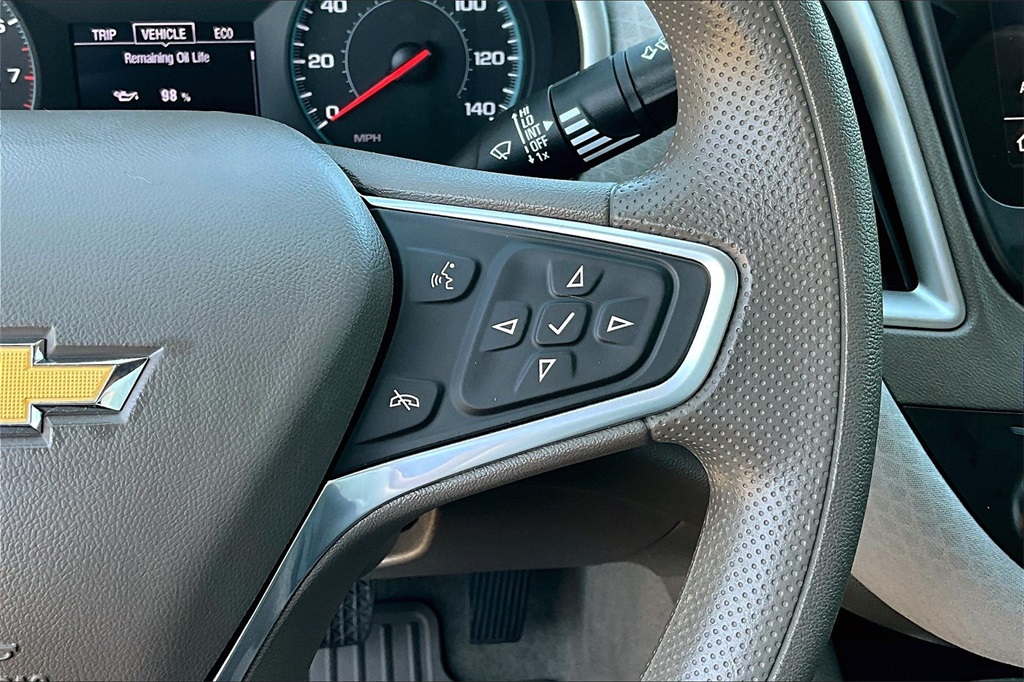 2022 Chevrolet Malibu LS photo 19