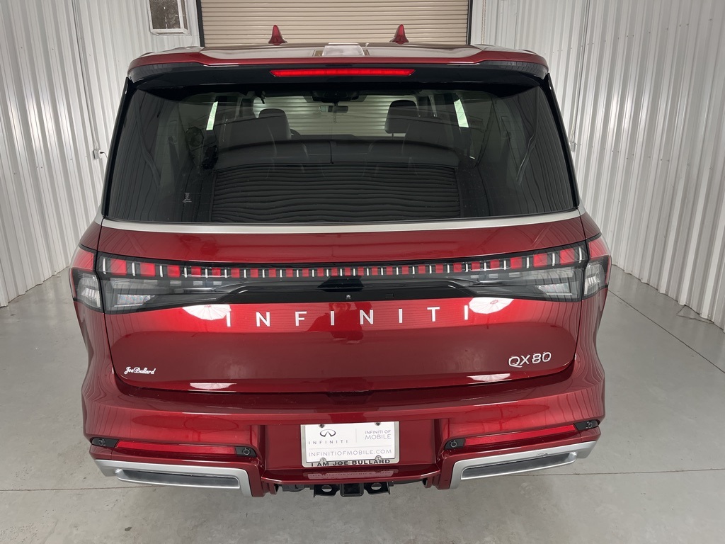2025 Infiniti QX80 Luxe photo 2