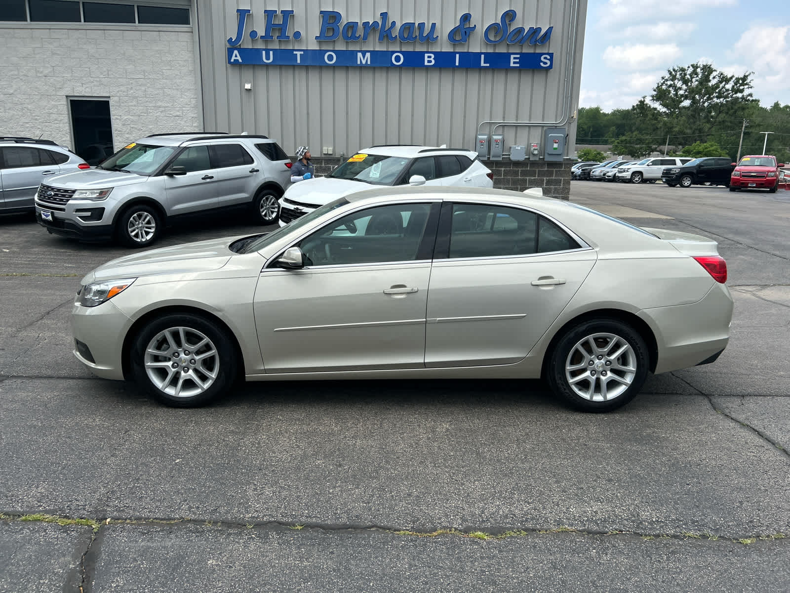 2014 Chevrolet Malibu 1LT photo 4