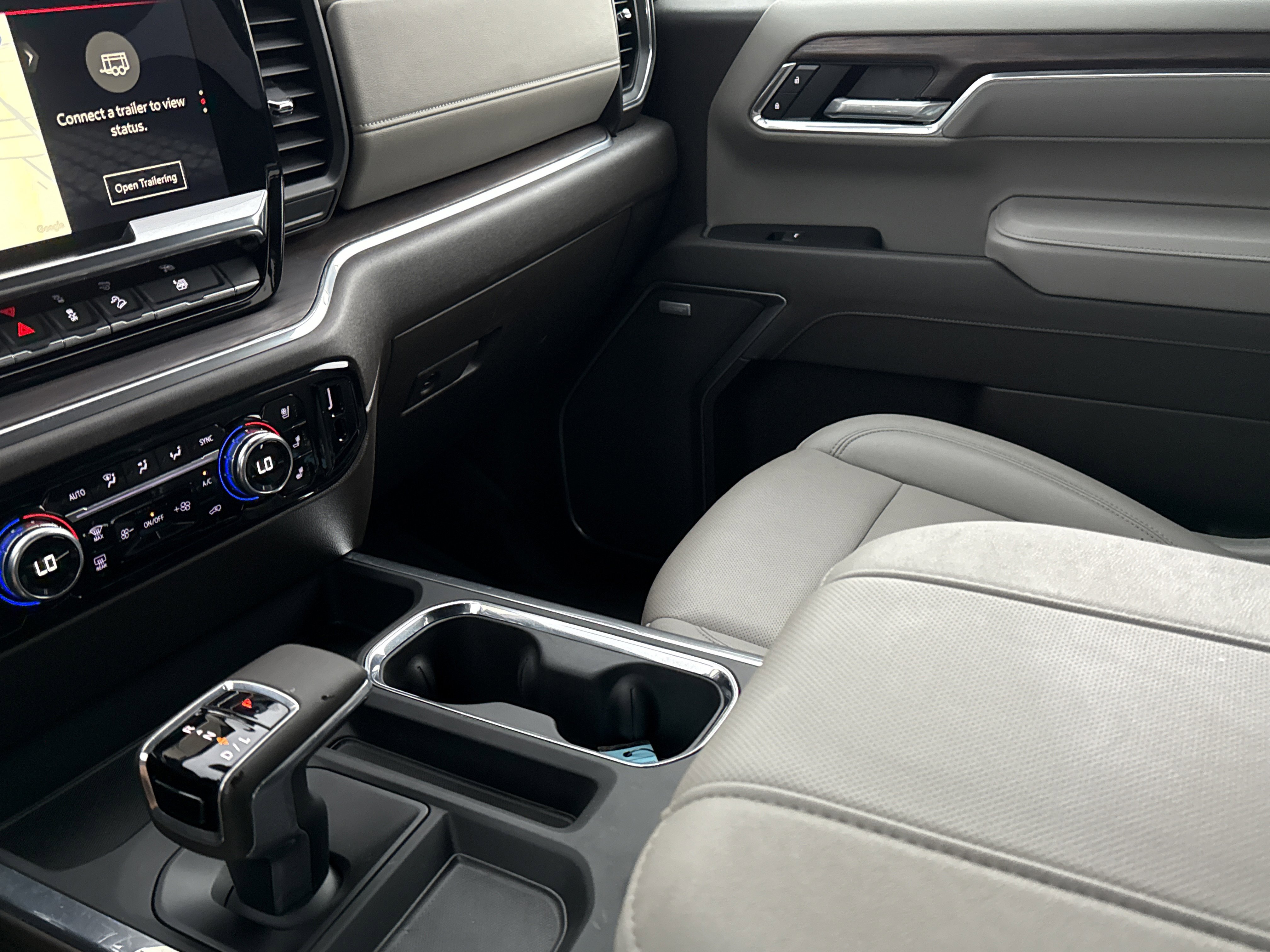 2025 Gmc Sierra SLT photo 10