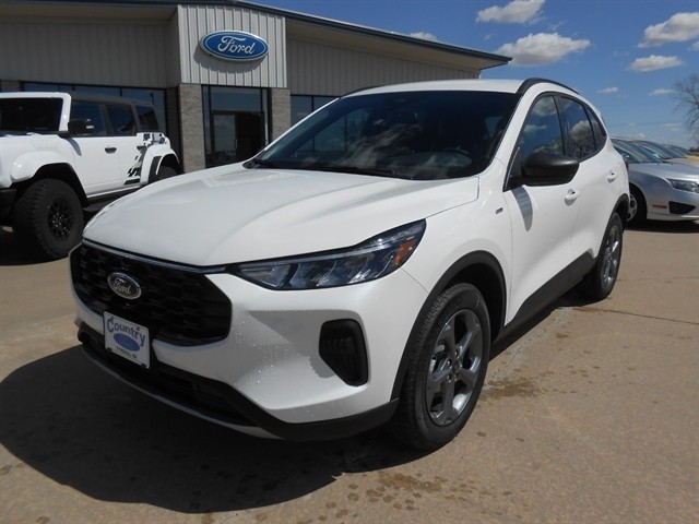 2025 Ford Escape ST-Line's photo