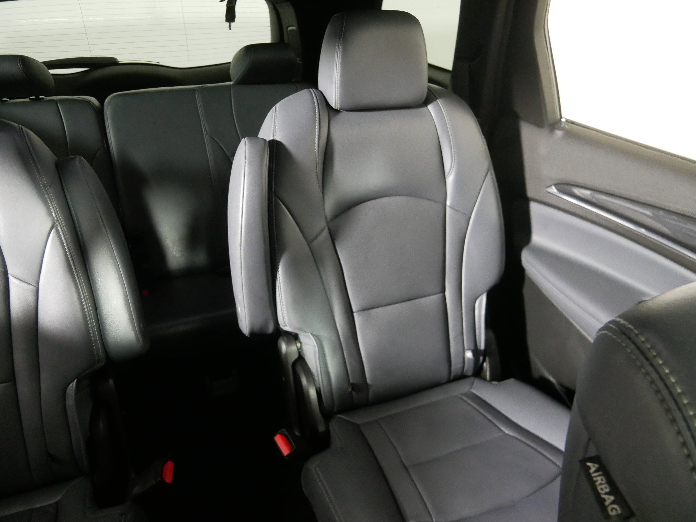 2024 Buick Enclave Premium photo 9