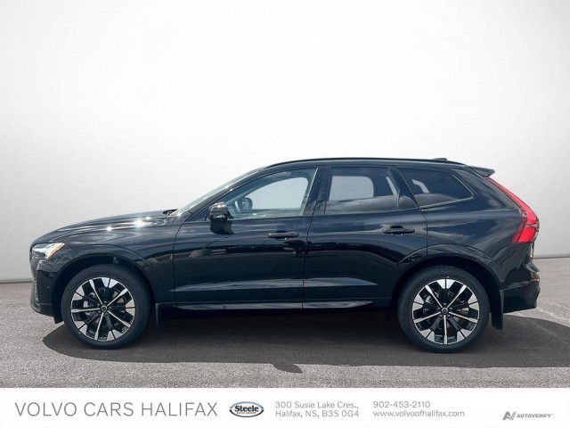 2026 Volvo XC60 Plus Dark Theme