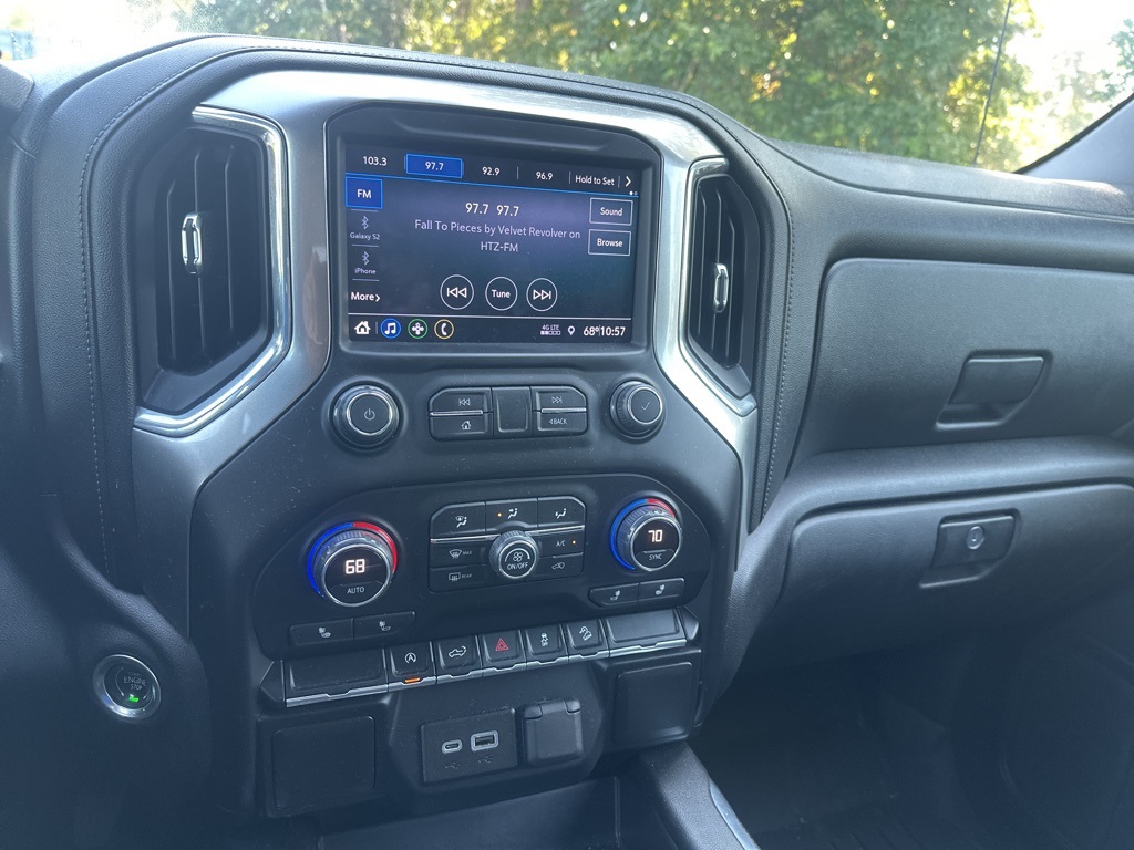 2020 Chevrolet Silverado 1500 LT Trail Boss photo 11