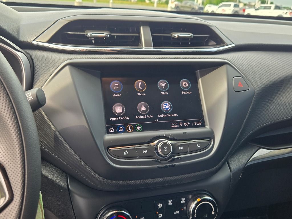 2022 Chevrolet Trailblazer LS photo 17