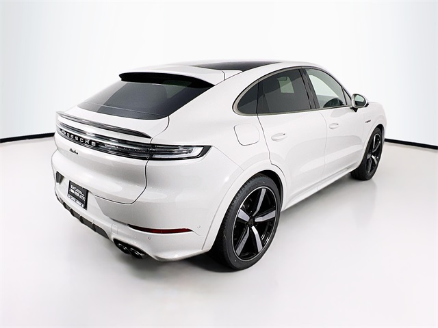 2026 Porsche Cayenne E-Hybrid Coupe photo 9
