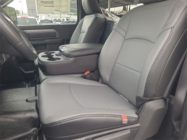 2024 Ram 4500 Tradesman photo 11