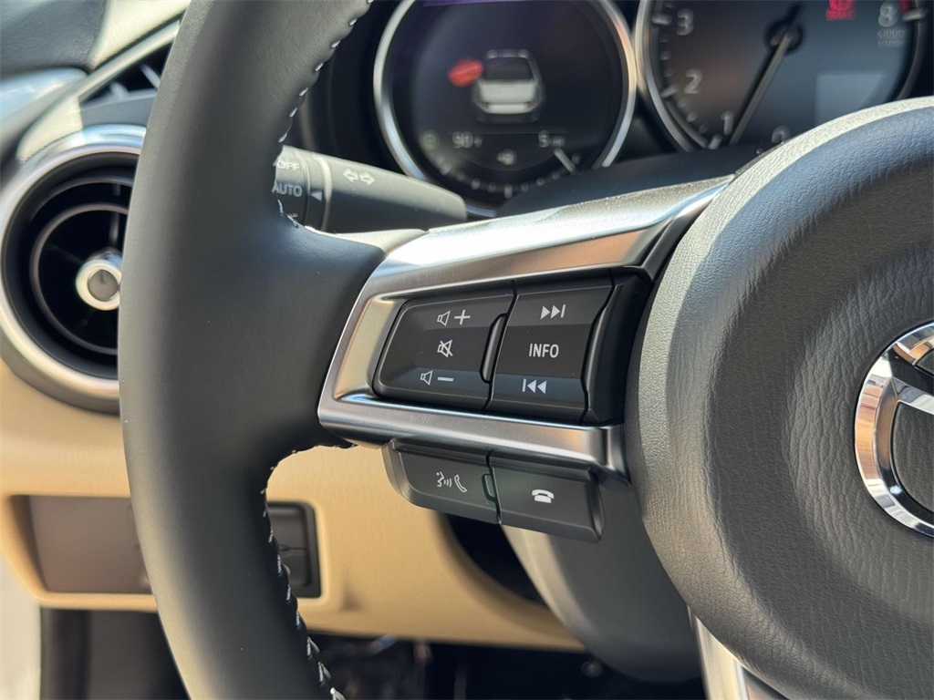 2025 Mazda MX-5 Miata Miata Grand Touring photo 22