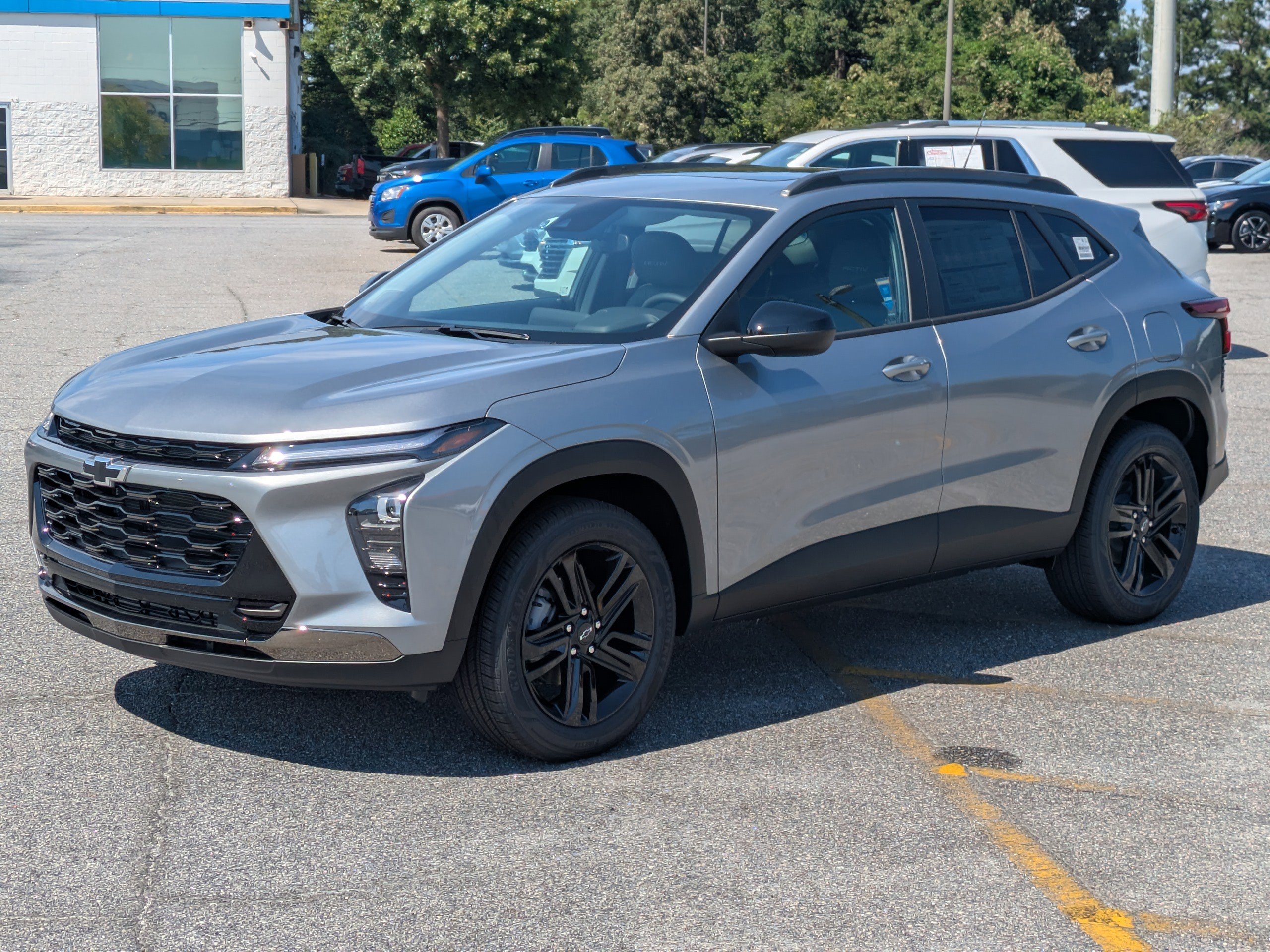 2025 Chevrolet Trax ACTIV photo 6