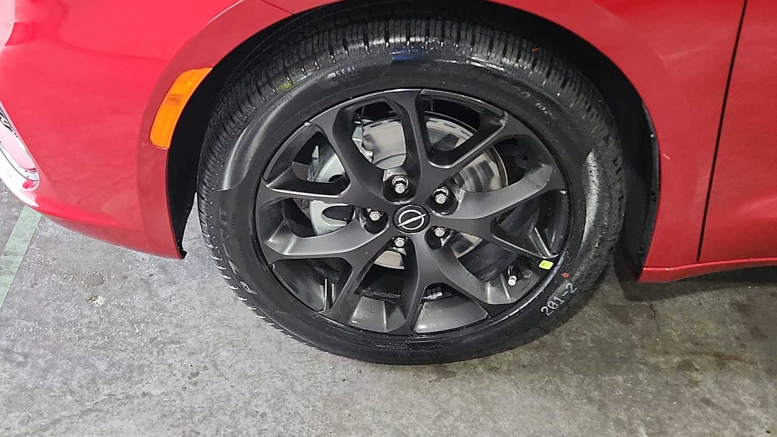 2026 Chrysler Pacifica photo 14