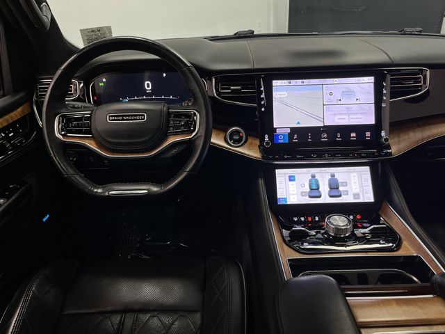 2022 Jeep Grand Wagoneer III photo 5