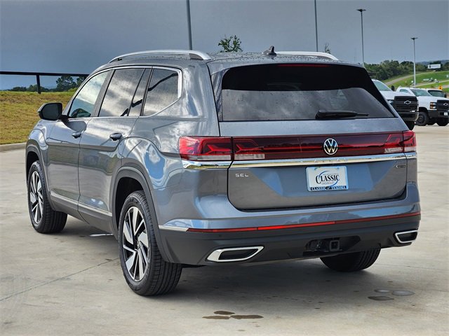 2024 Volkswagen Atlas SEL photo 7
