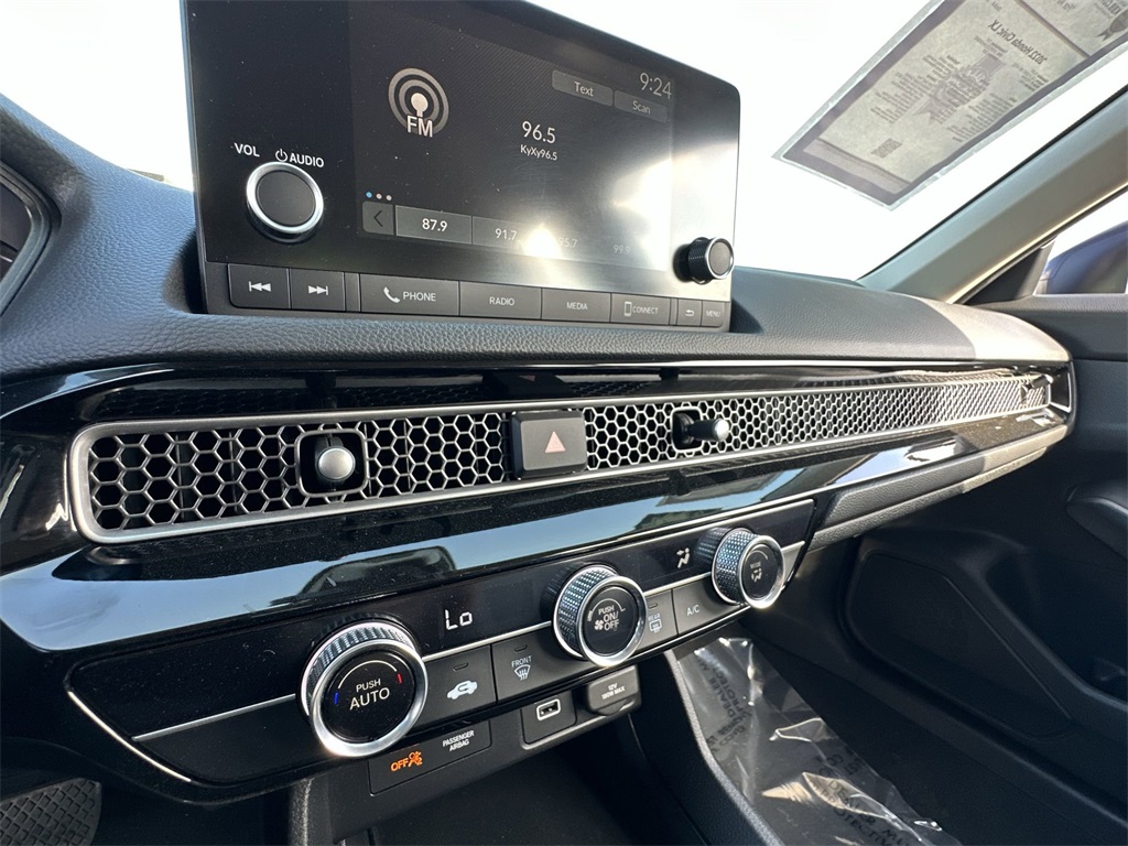 2022 Honda Civic LX photo 26