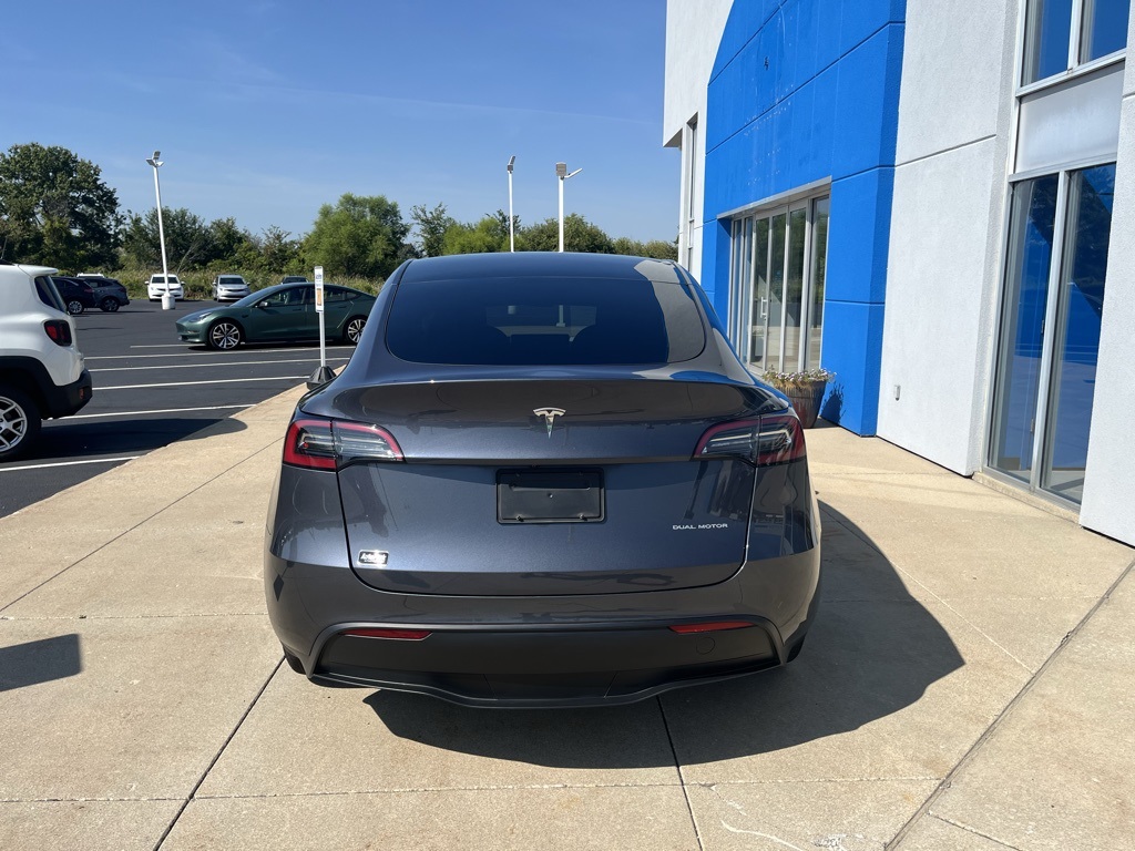 2023 Tesla Model Y Long Range photo 7