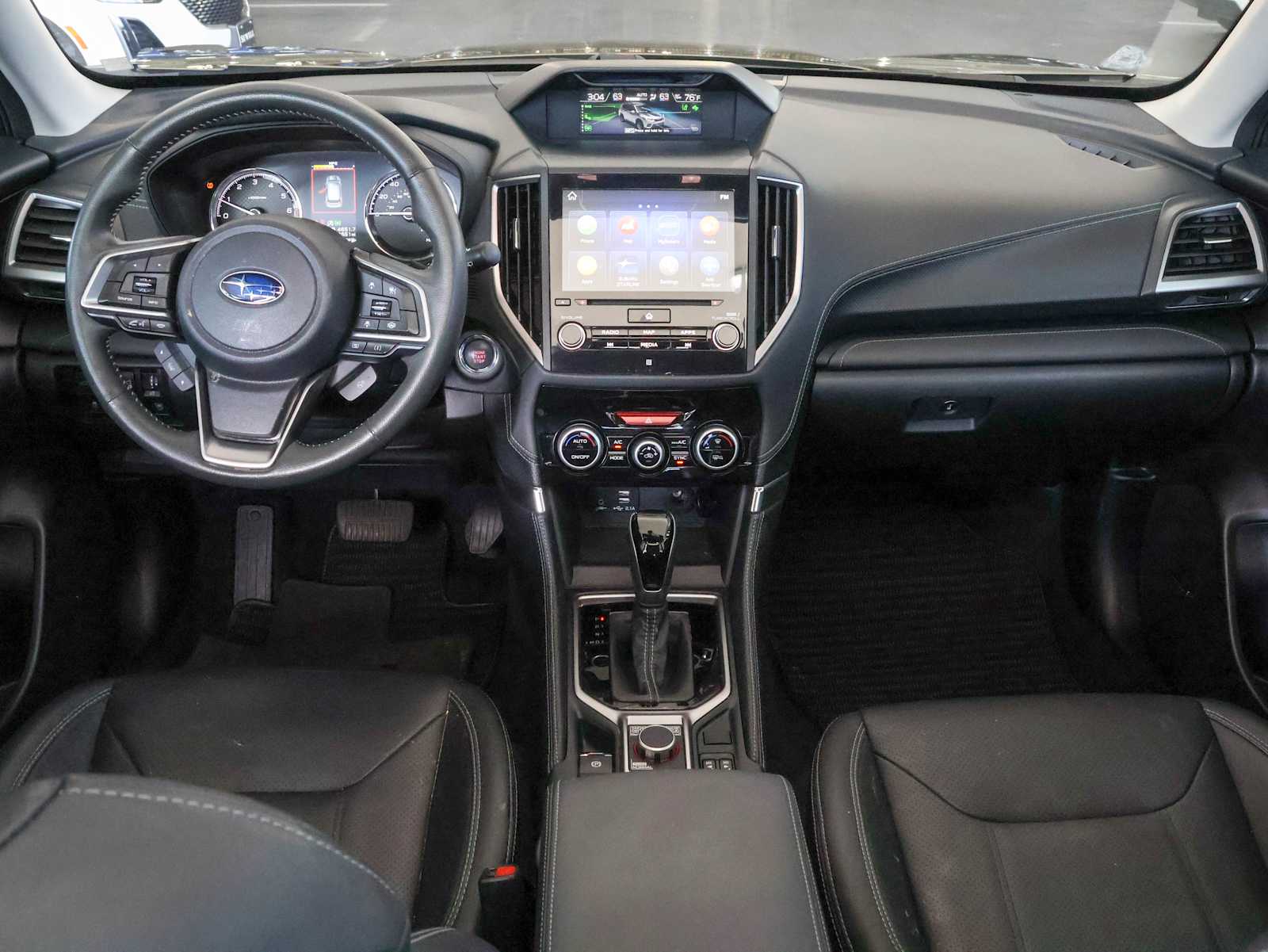 2022 Subaru Forester Touring photo 8