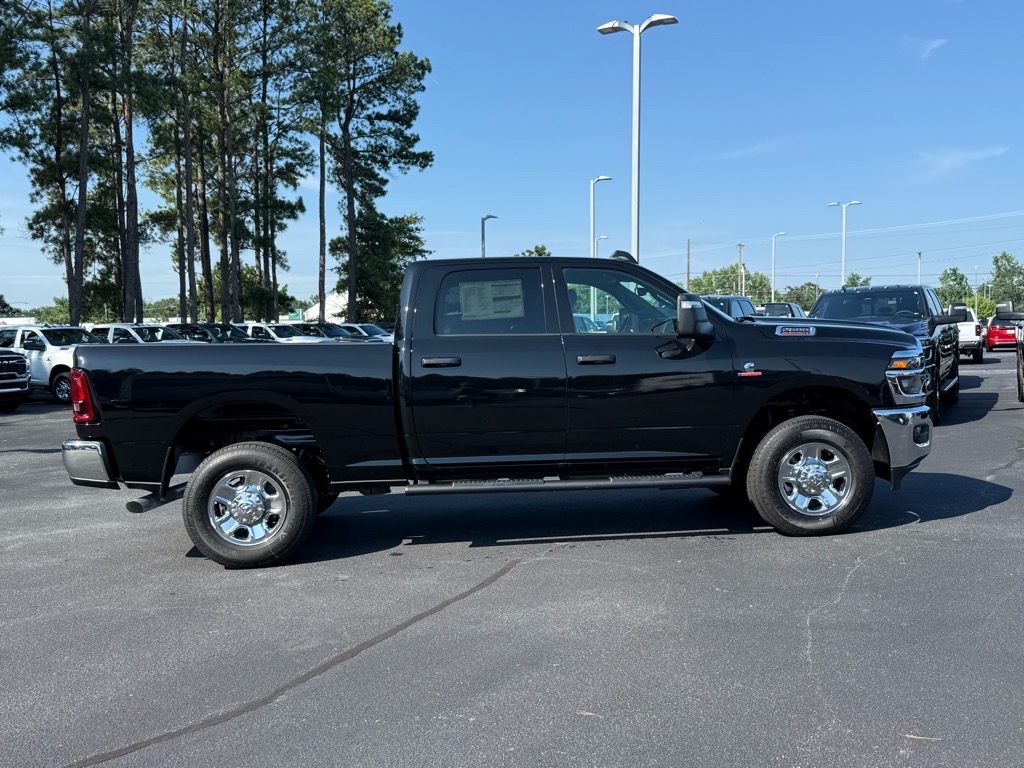 2025 Ram 2500 Tradesman photo 2