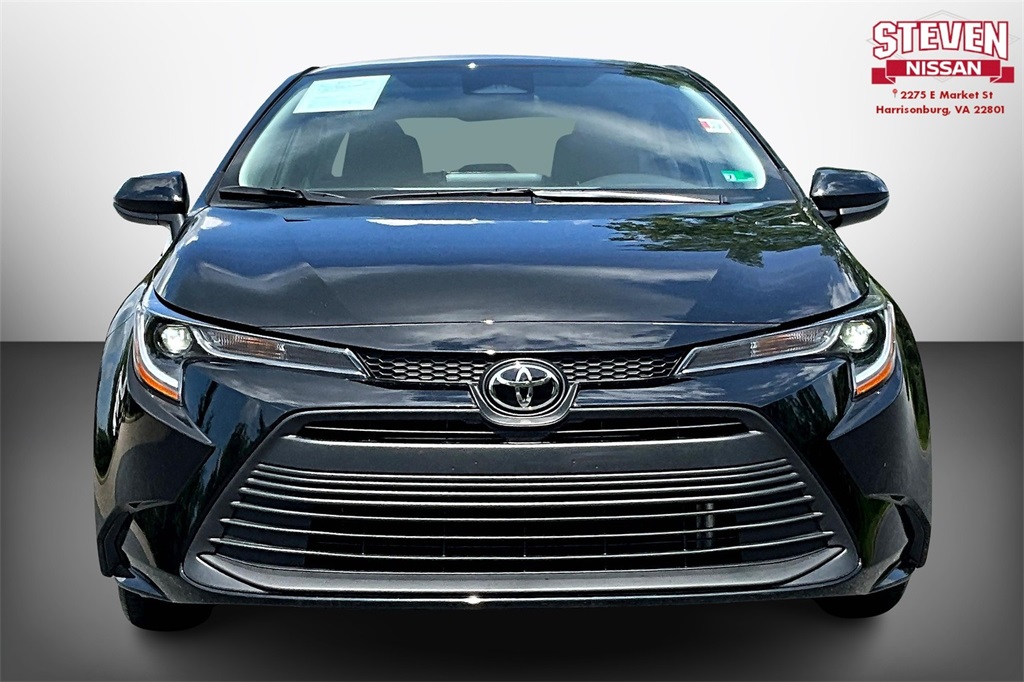 Used 2025 Toyota Corolla LE with VIN 5YFB4MDE1SP266937 for sale in Northfield, Minnesota