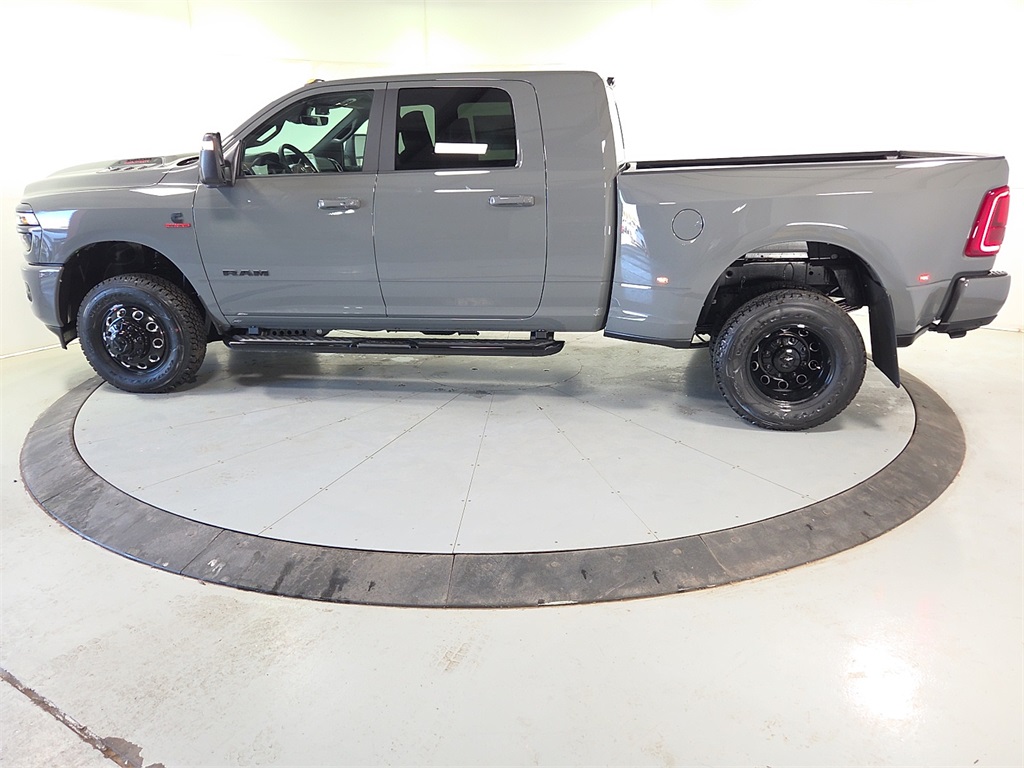 2026 Ram 3500 Laramie photo 4