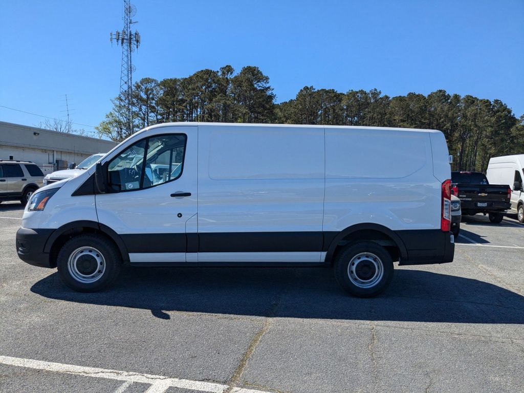 2025 Ford Transit photo 6