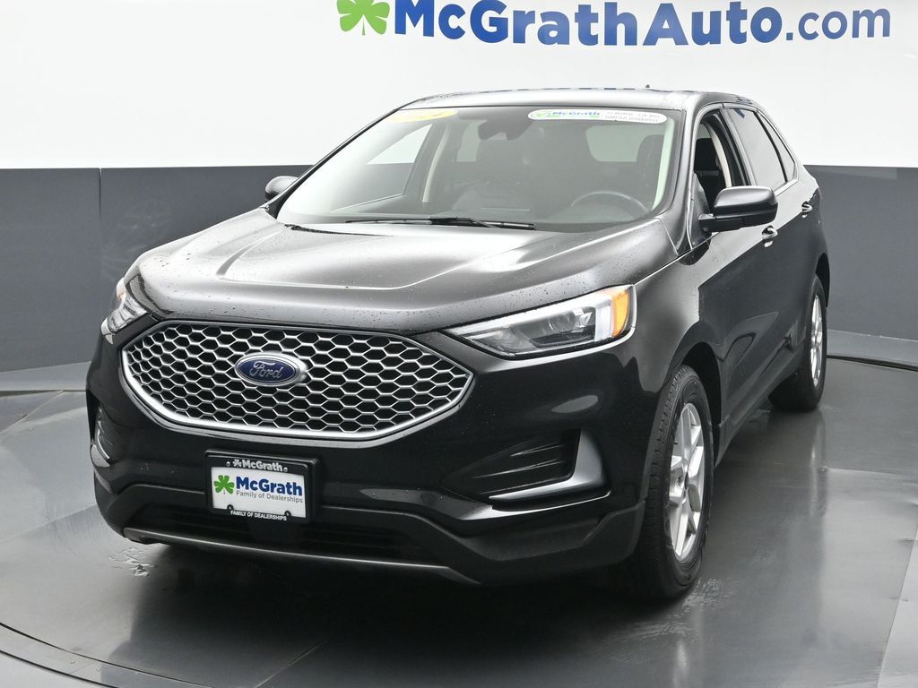 2024 Ford Edge SEL photo 3