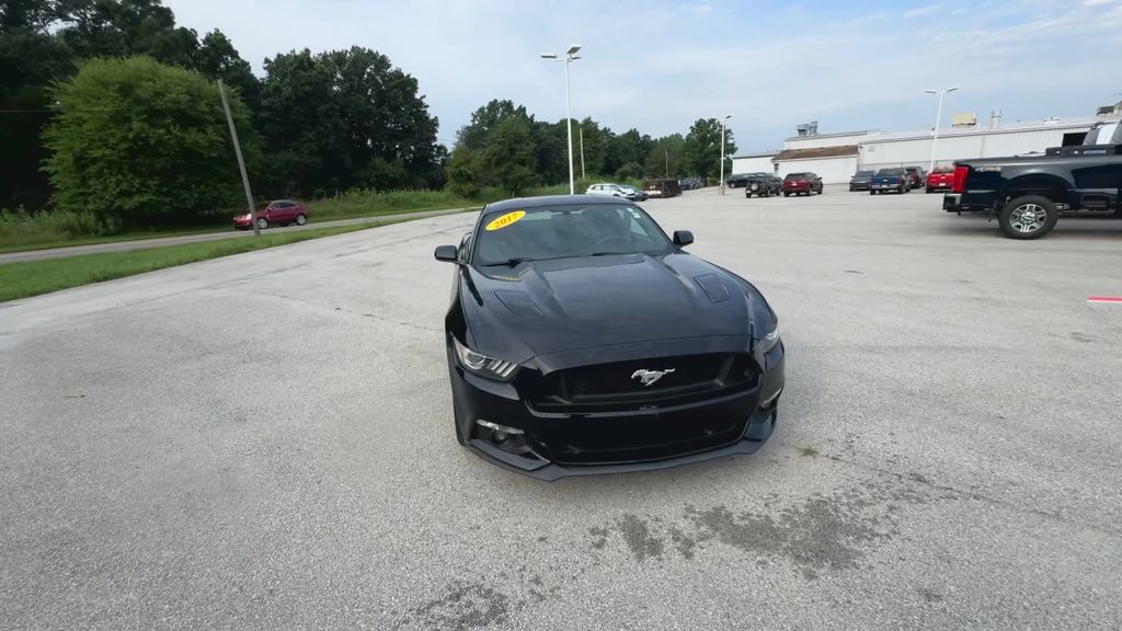 2017 Ford Mustang GT photo 3