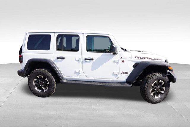 2024 Jeep Wrangler Rubicon photo 2