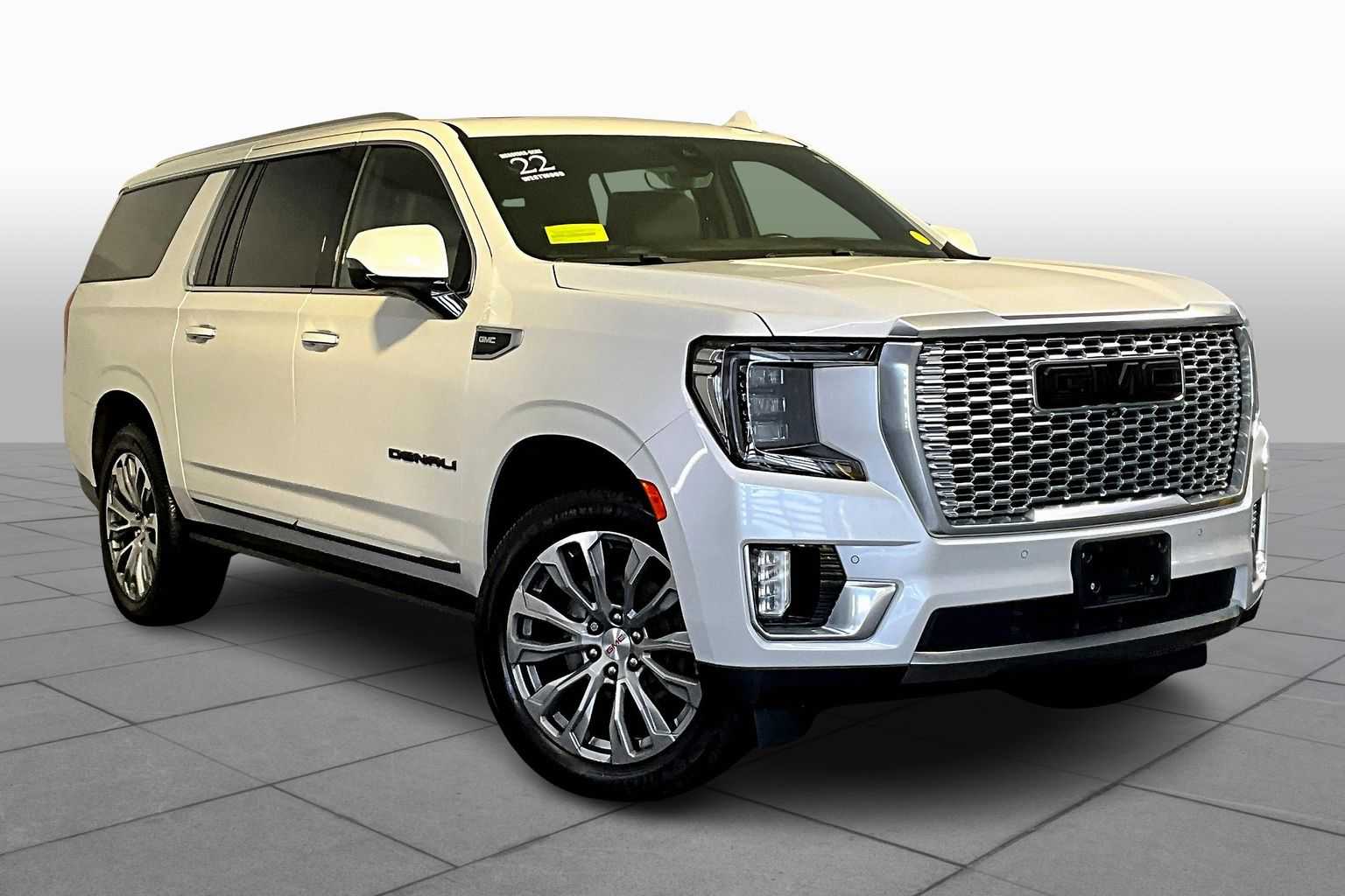 2022 Gmc Yukon XL Denali photo 2
