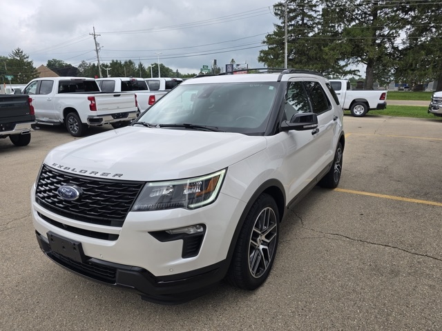 2019 Ford Explorer Sport photo 4