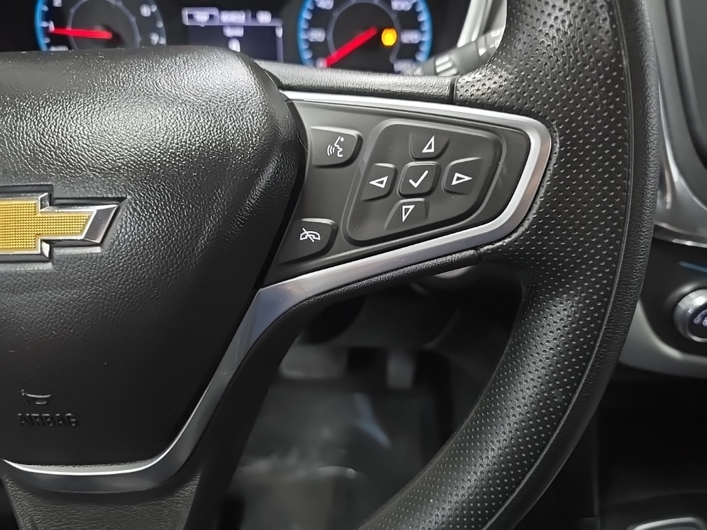 2022 Chevrolet Equinox LS photo 20