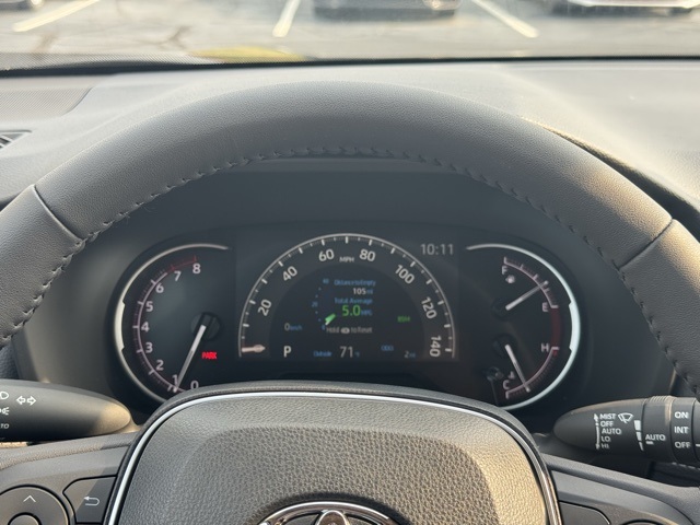 2025 Toyota RAV4 XLE photo 18