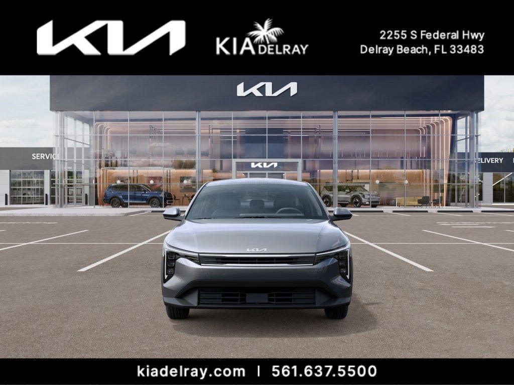 2025 Kia K4 LXS photo 2