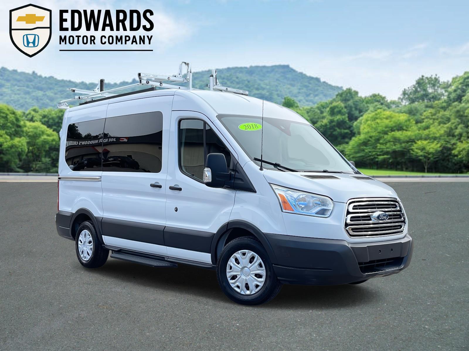 2018 Ford Transit Wagon XLT's photo