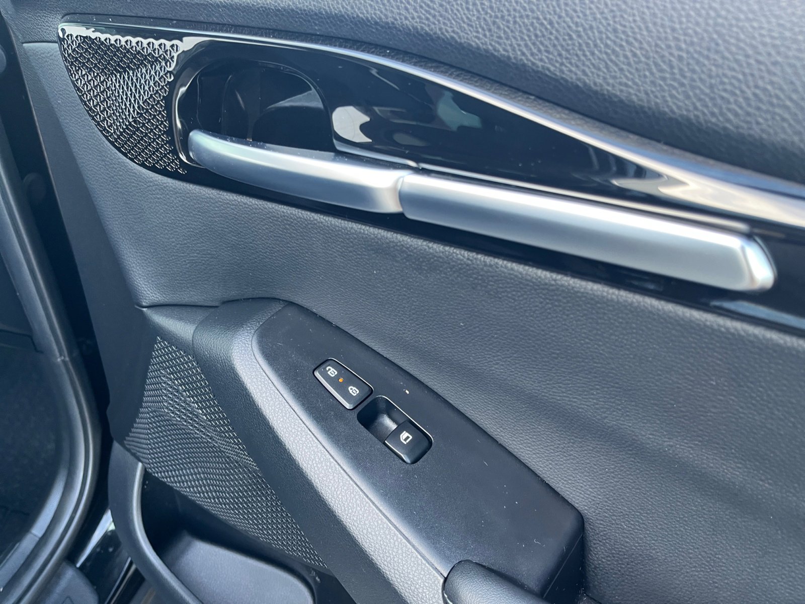 2024 Kia Seltos EX photo 29