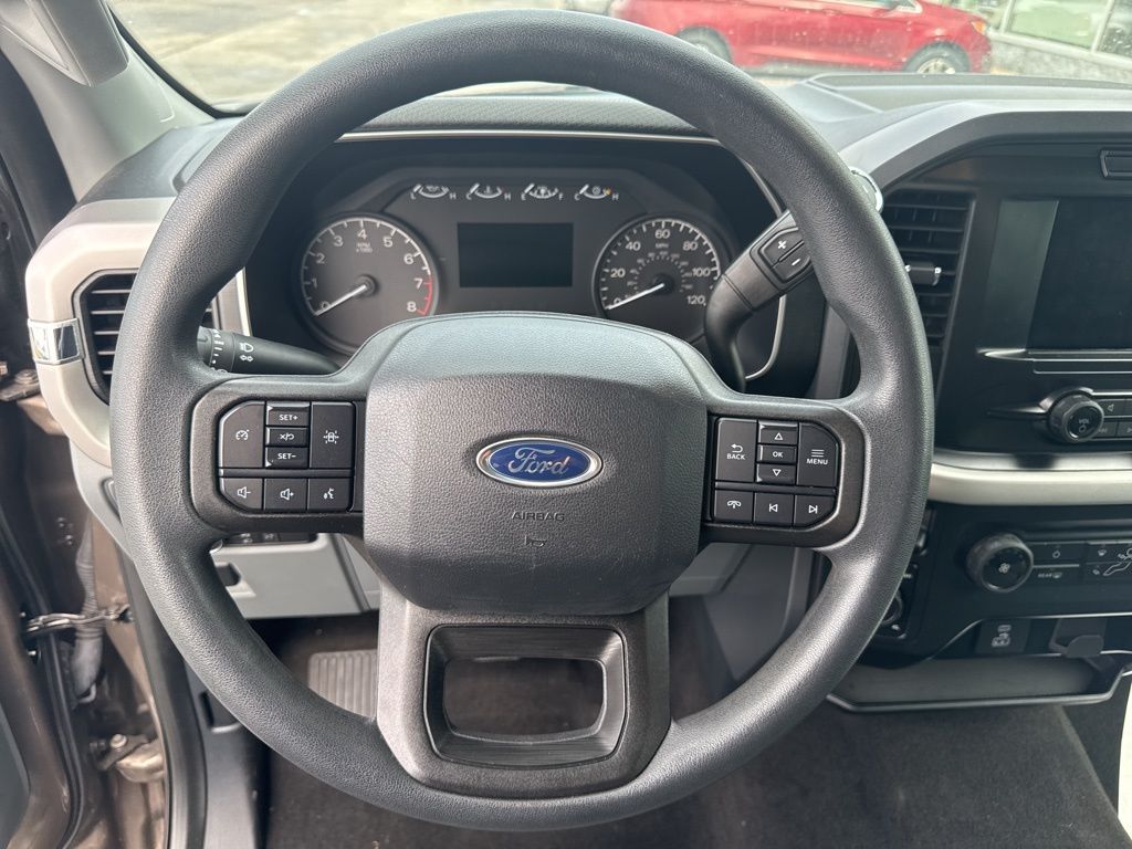 2022 Ford F-150 XLT photo 13