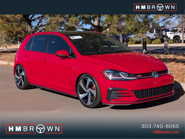 2018 Volkswagen Golf GTI SE's photo